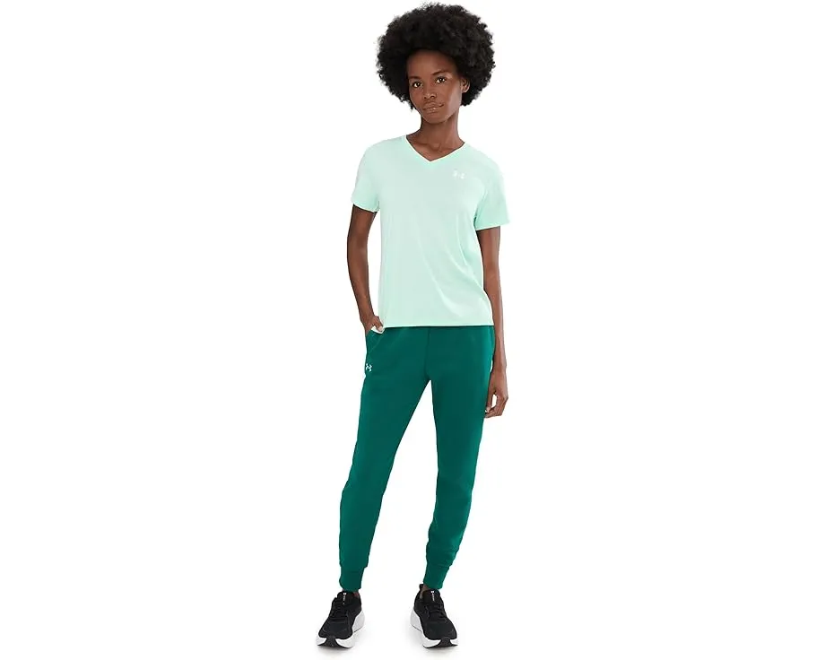 Under Armour футболка Tech Short Sleeve V-Neck Twist с V-образным вырезом и короткими рукавами