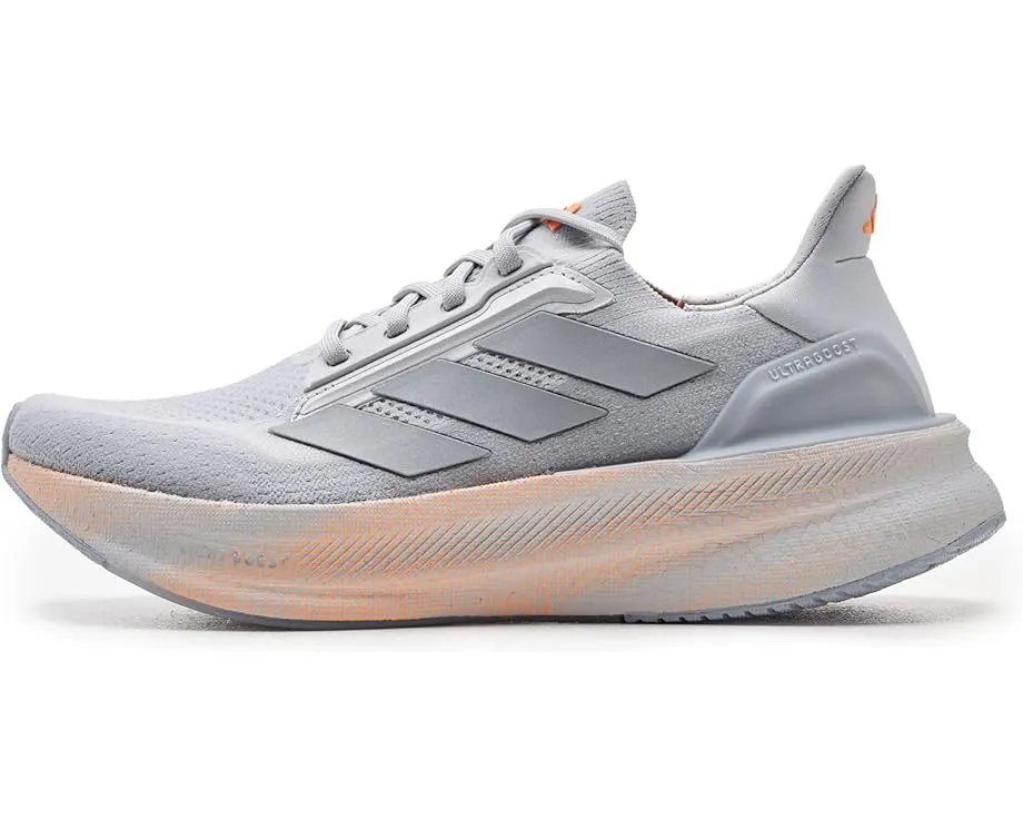 Беговые кроссовки Ultraboost 5x от adidas с технологией BOOST и системой Torsion