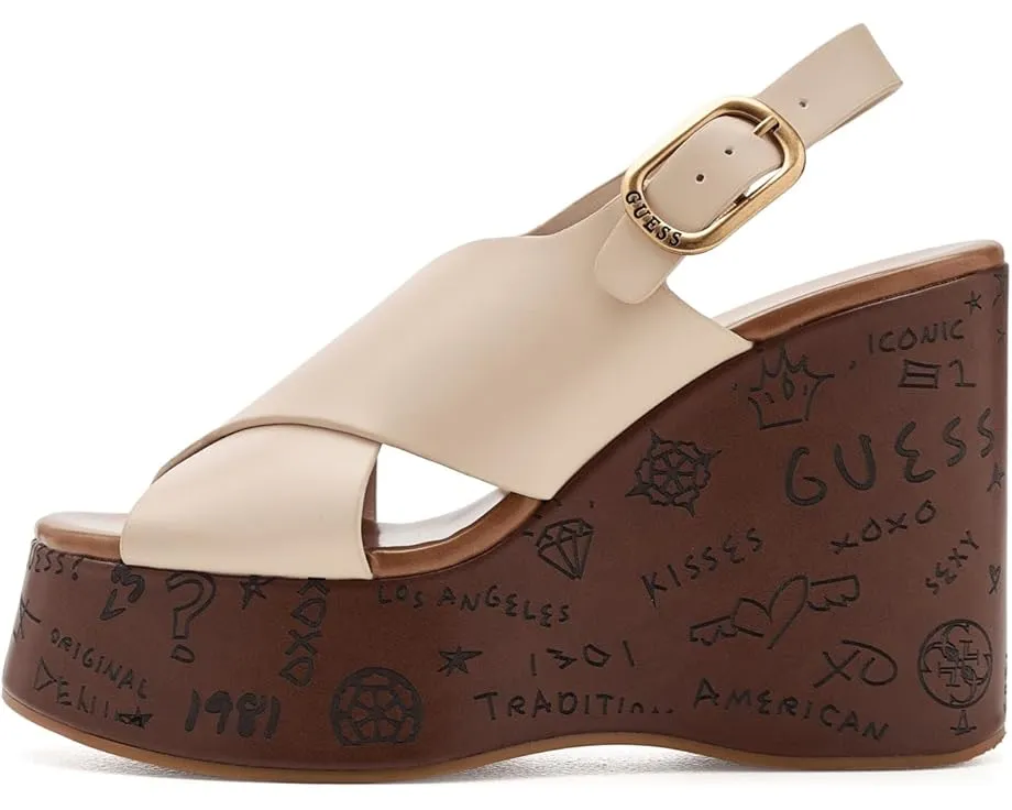Босоножки GUESS Yarisel с клиновидным каблуком и логотипом