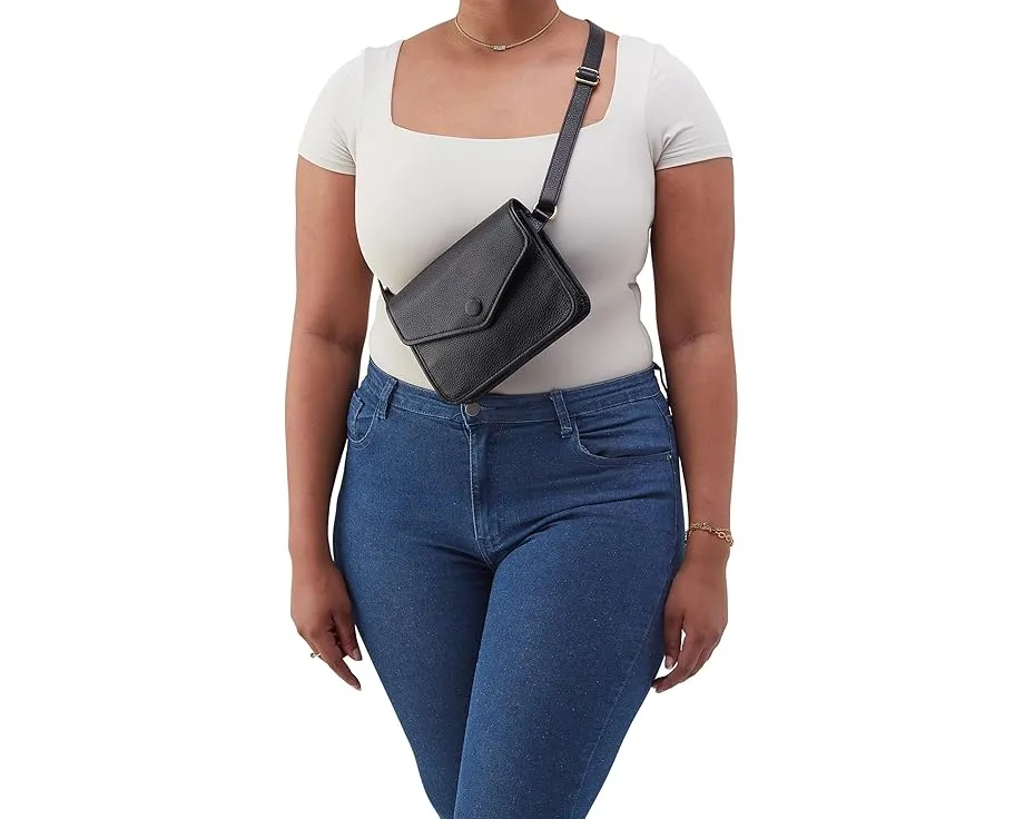 Поясная сумка Margot Belt Bag из кожи и соломки с тремя слотами для карт