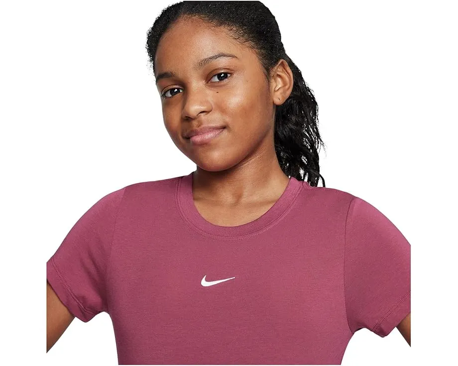 Кроп-футболка Nike Sportswear для детей из мягкого трикотажа