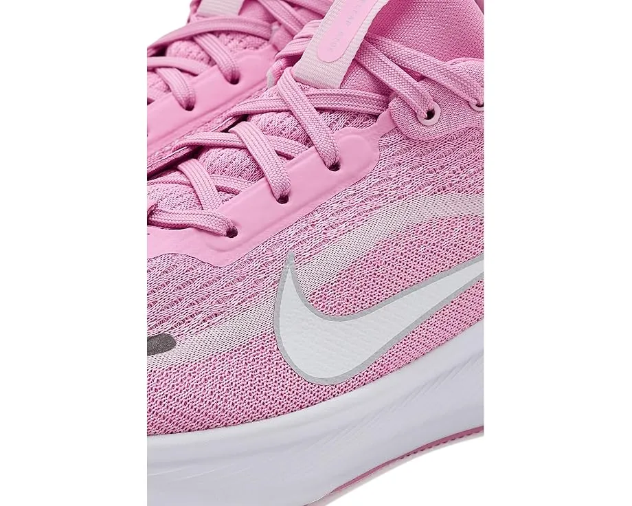 Беговые кроссовки Nike Kids Stellar Ride с пеной ComfiRide