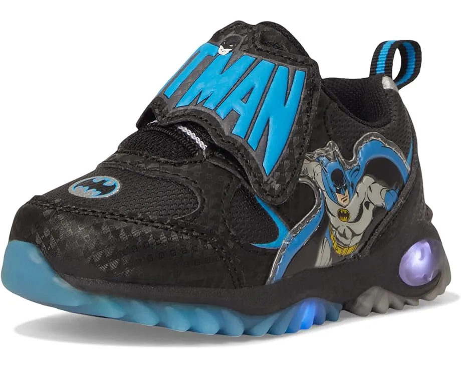 Светящиеся кроссовки Batman для малышей и детей с подсветкой и супинатором