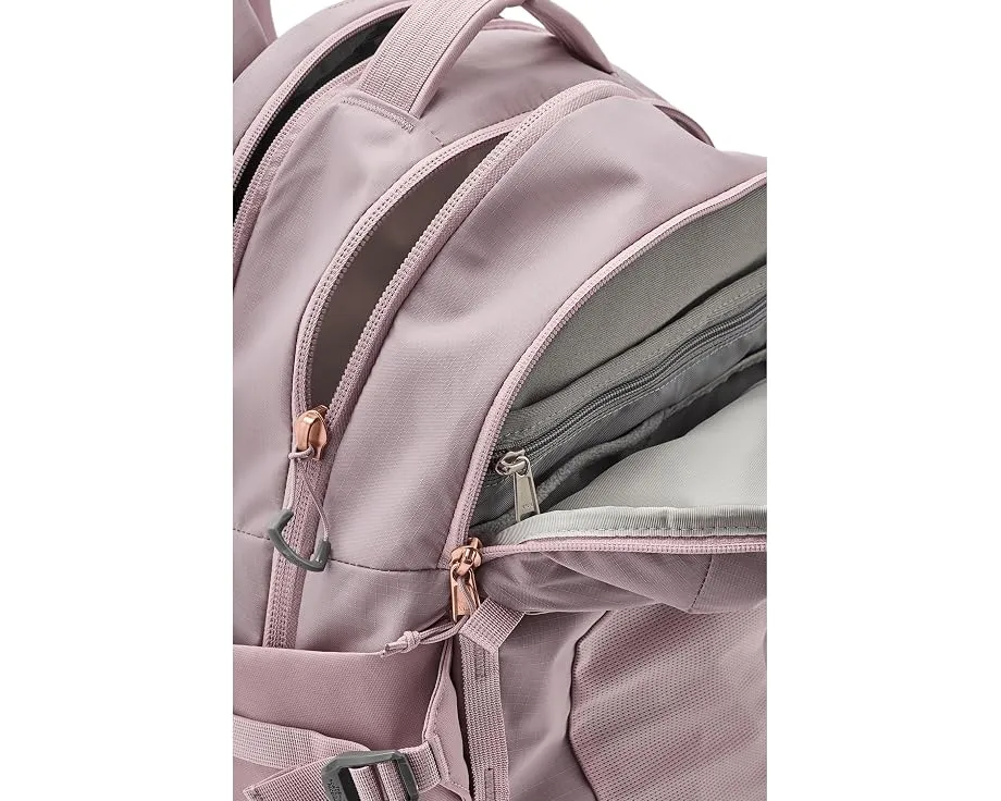 Рюкзак The North Face Recon Luxe из переработанного нейлона с карманами