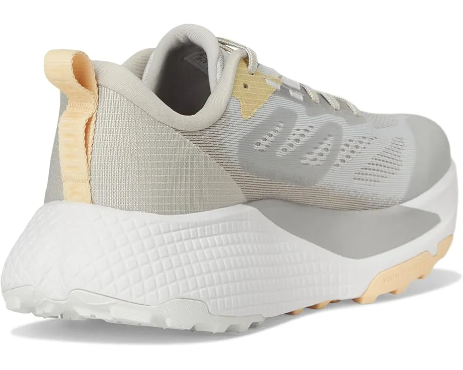 Трейловые кроссовки Altamesa 500 от The North Face с технологией DREAM