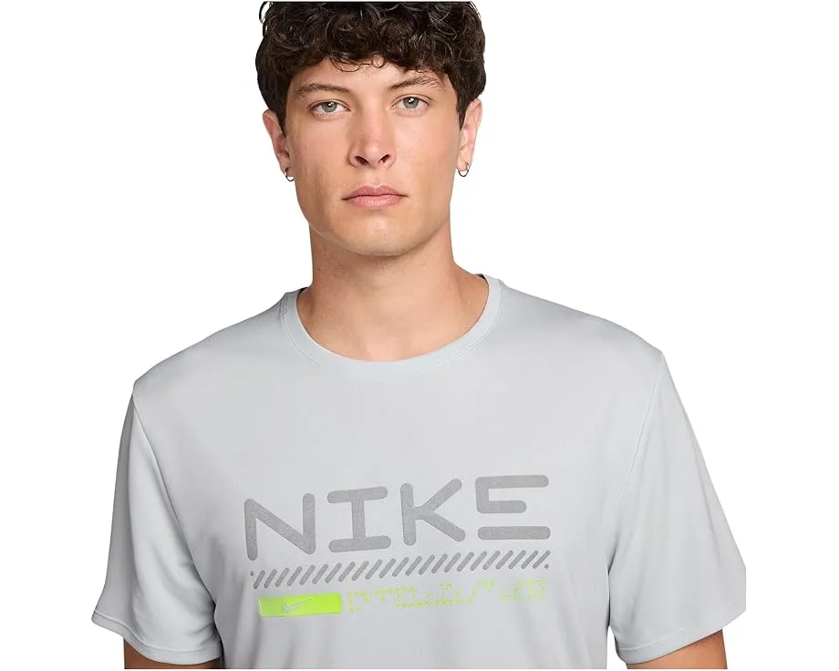 Футболка Nike Winter Miler с коротким рукавом и светоотражающими принтами