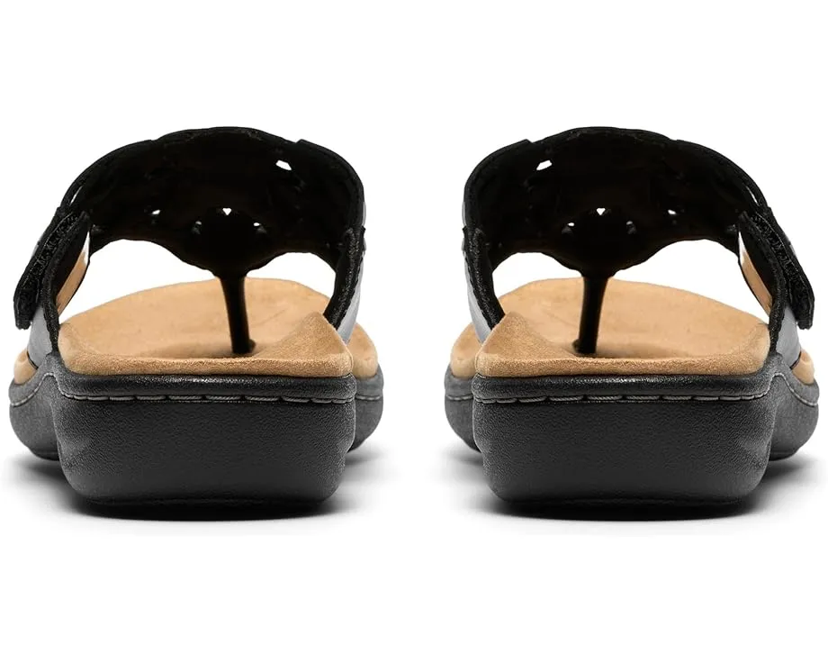 Сандалии Clarks Laurieann Mia с ремешком между пальцев и стелькой Ultimate Comfort