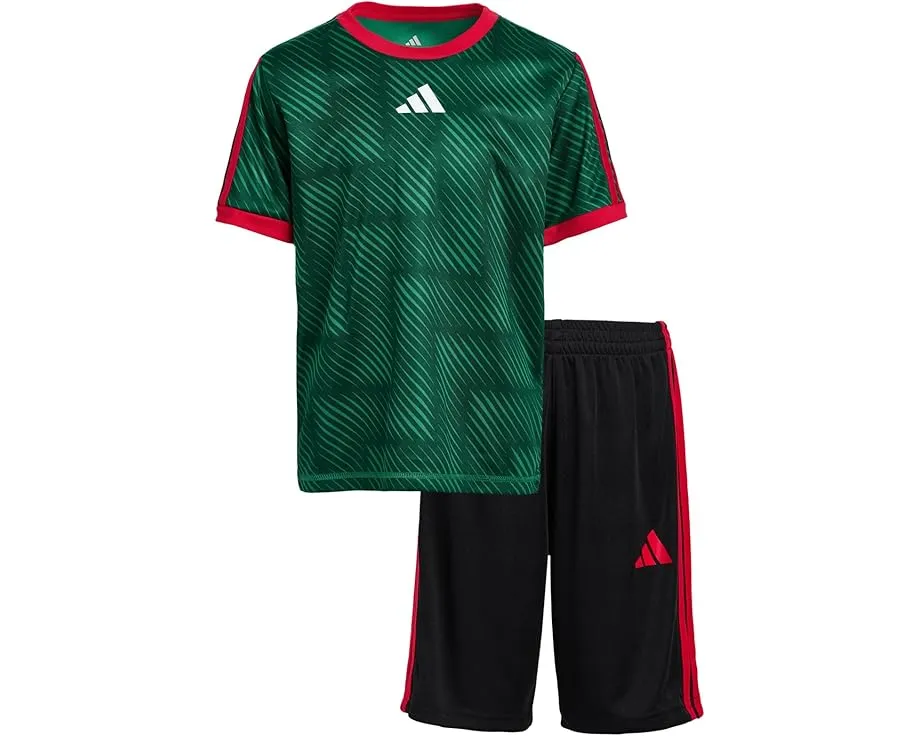 Детский комплект adidas Kids Aop Soccer с футболкой и шортами в футбольной тематике