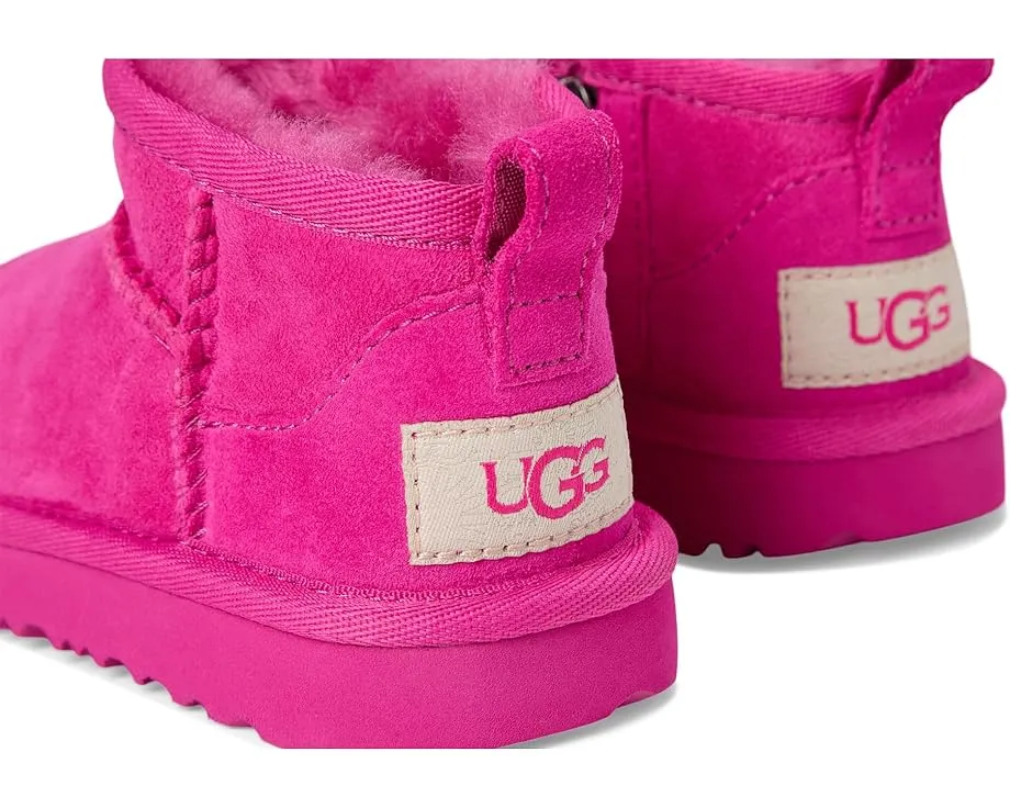 Детские угги UGG Classic Ultra Mini для малышей с водозащитной пропиткой