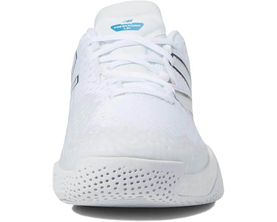 Кроссовки New Balance Fresh Foam Lav V2 с текстильным верхом и круглым носком
