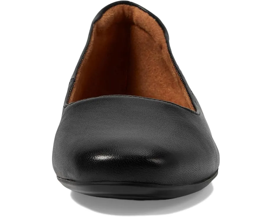 Балетки Kelly Ballet с квадратным носком на небольшом каблуке