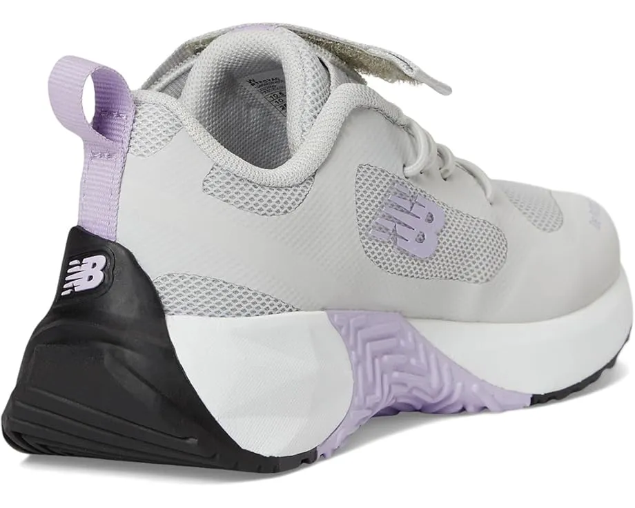 New Balance Kids Fuelcell Play кроссовки на резинке с верхней лямкой и защитой носка