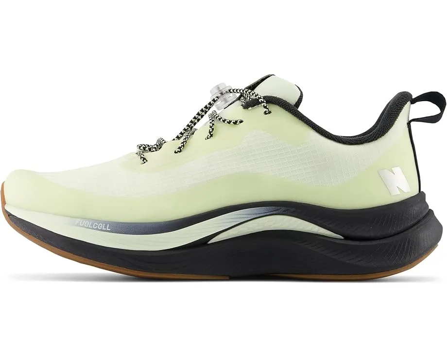 Кроссовки New Balance Fuel Cell Propel v4 Permafrost с водонепроницаемой пропиткой и TPU пластиной