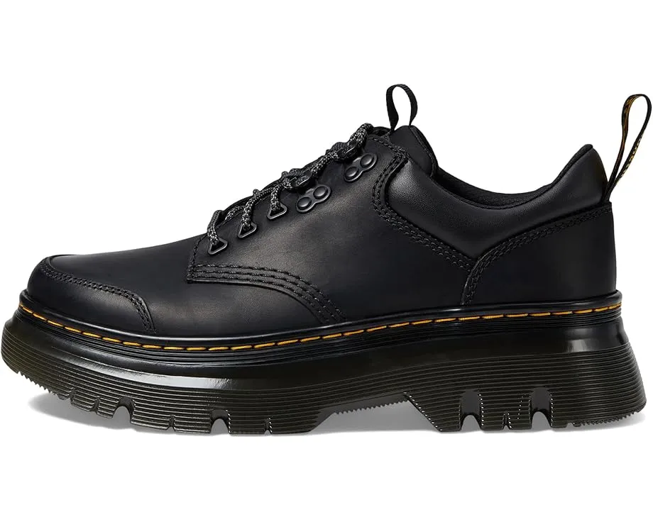 Оксфорды Tarik Lo Leather от Dr. Martens с технологией Goodyear Welt