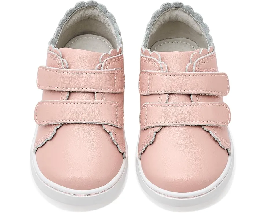 Детские туфли Caroline с фигурным краем и двойной липучкой