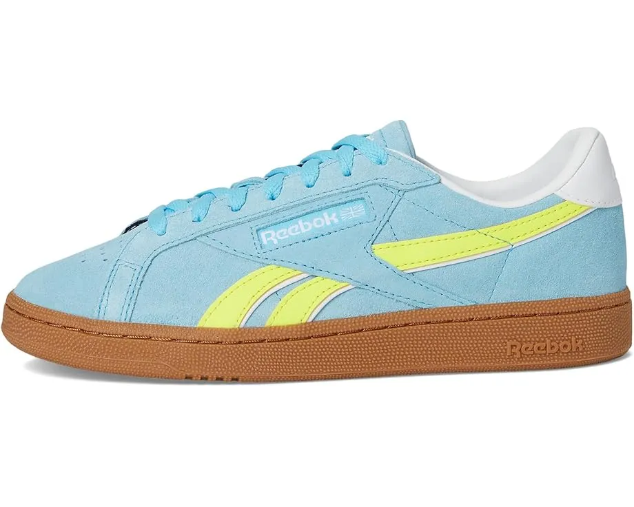 Кроссовки Reebok Club C Grounds UK с замшевым верхом и каучуковой подошвой
