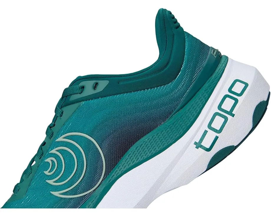 Тренировочные кроссовки Topo Athletic Aura с технологией ZipFoam