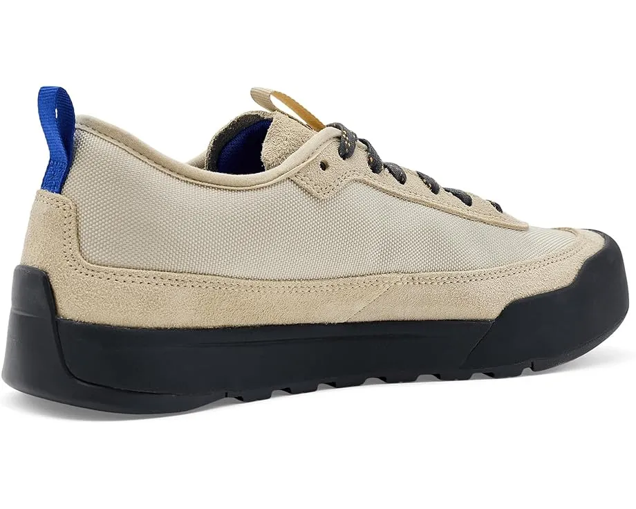 Кроссовки The North Face Clyffe с подошвой Vibram Megagrip и переработанными материалами