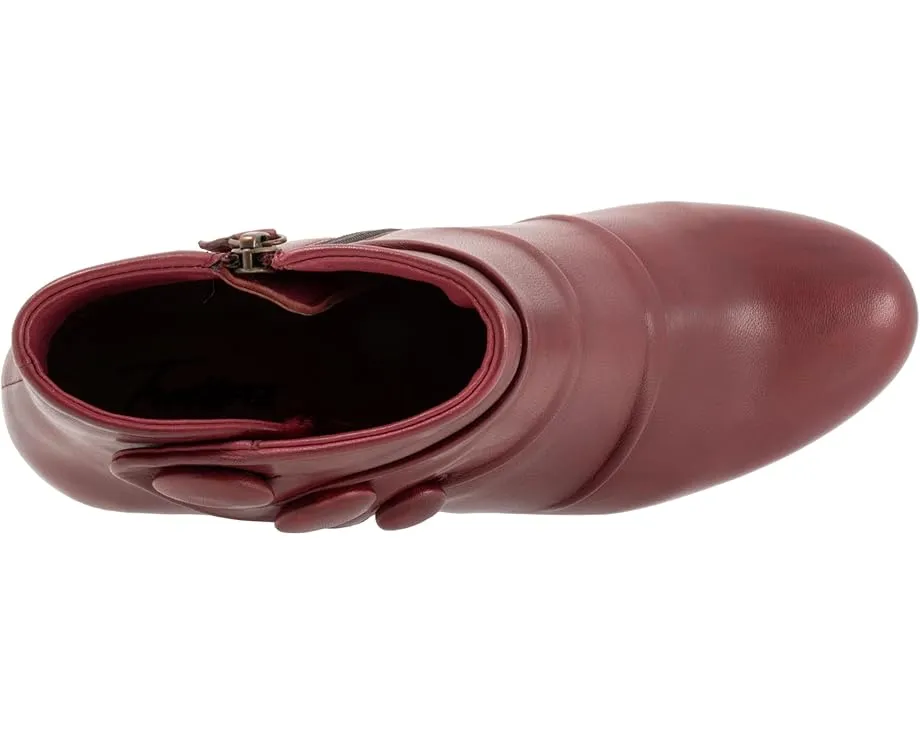 Ботинки Trotters Mila с круглым носком и тремя декоративными пуговицами