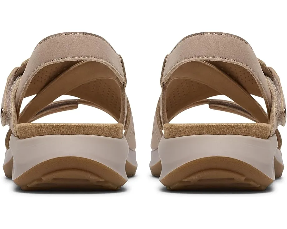 Сандалии Maelynn Gem Clarks из нубука с металлическими деталями на клиновидном каблуке