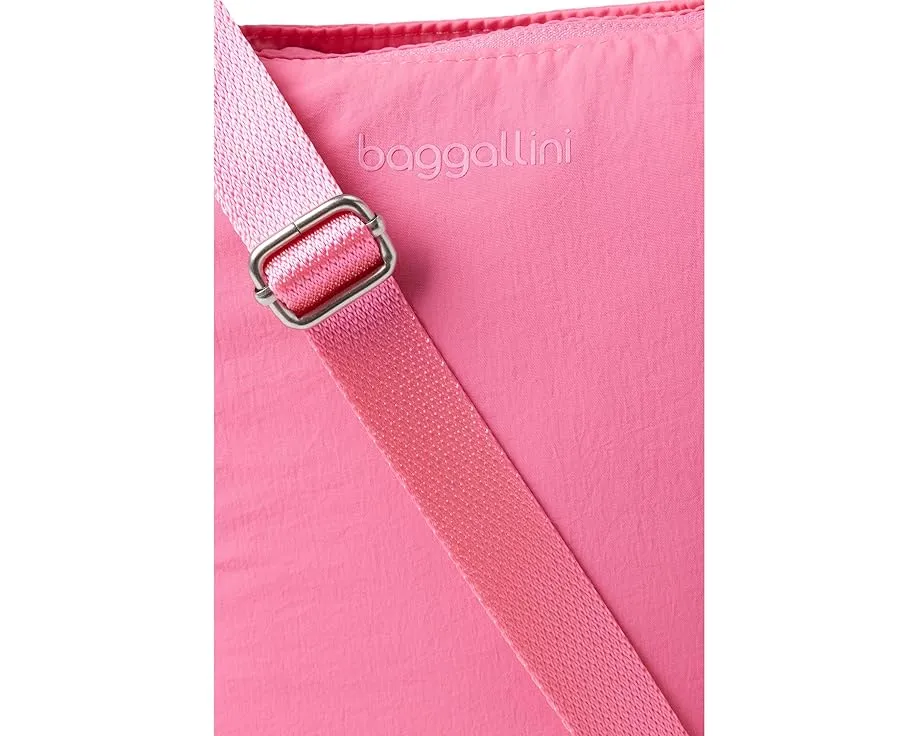 Мини-сумка кроссбоди Swift Mini Crossbody от Baggallini с RFID защитой