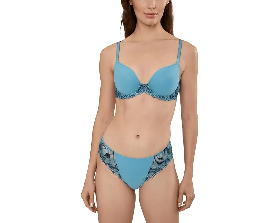 Бикини La Femme от Wacoal с вышивкой