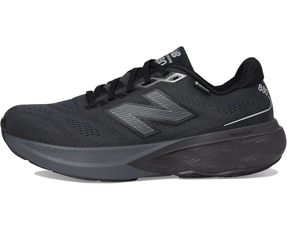 Беговые кроссовки New Balance Fresh Foam X 880 v15 GORE-TEX с водонепроницаемым верхом