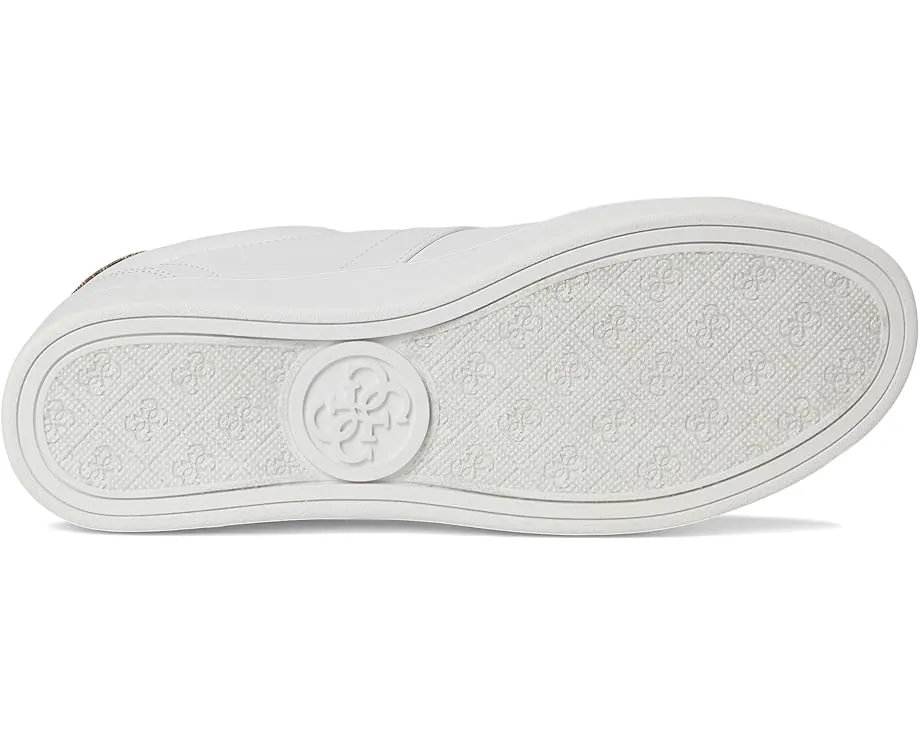 Кроссовки GUESS Britz с логотипом и металлической деталью на подошве