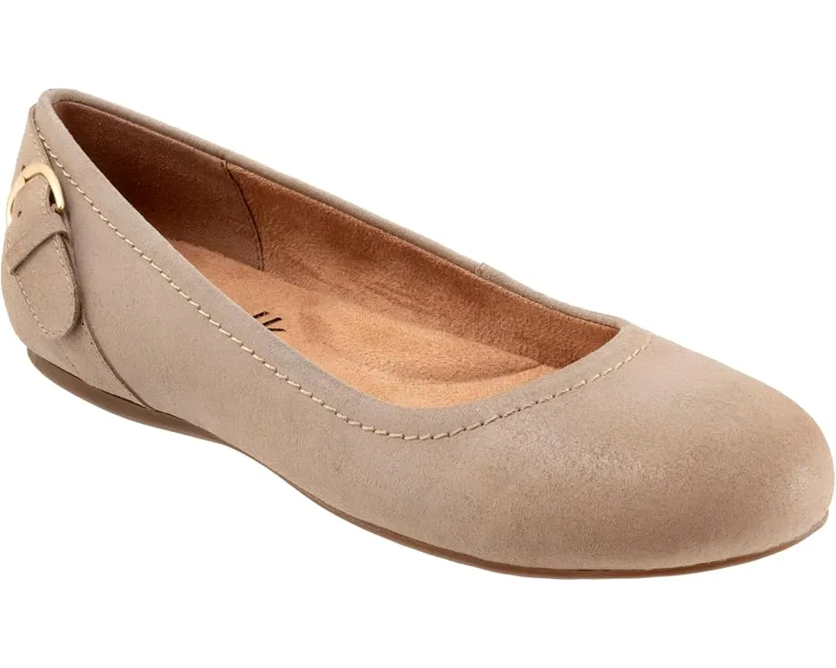 Балетки Sydney с декоративной пряжкой и круглым носком SoftWalk