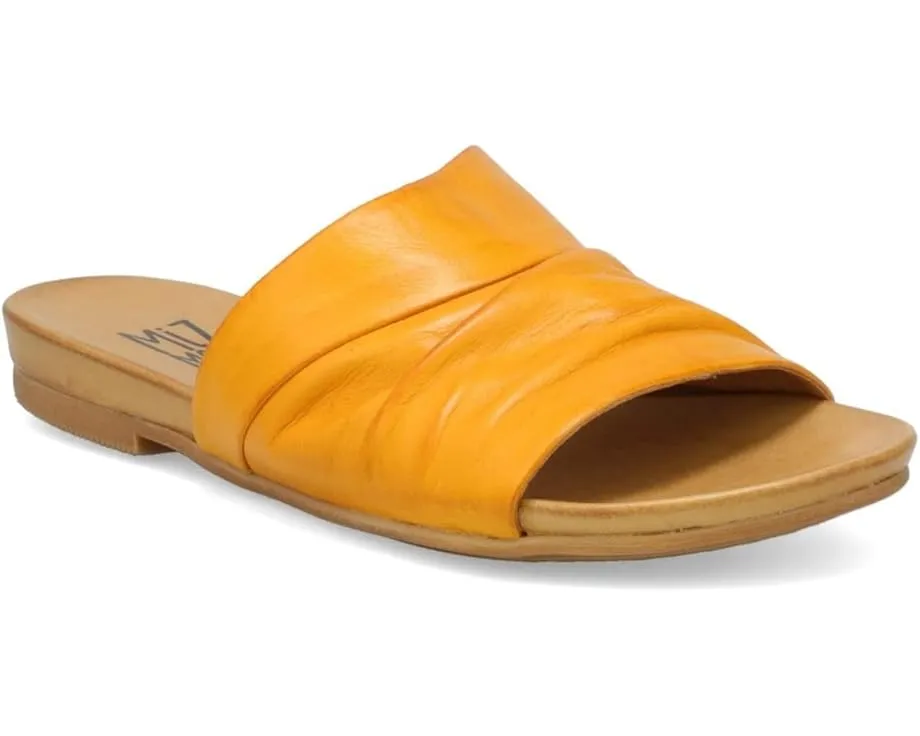 Сандалии Miz Mooz Aria с асимметричным дизайном и амортизирующей стелькой