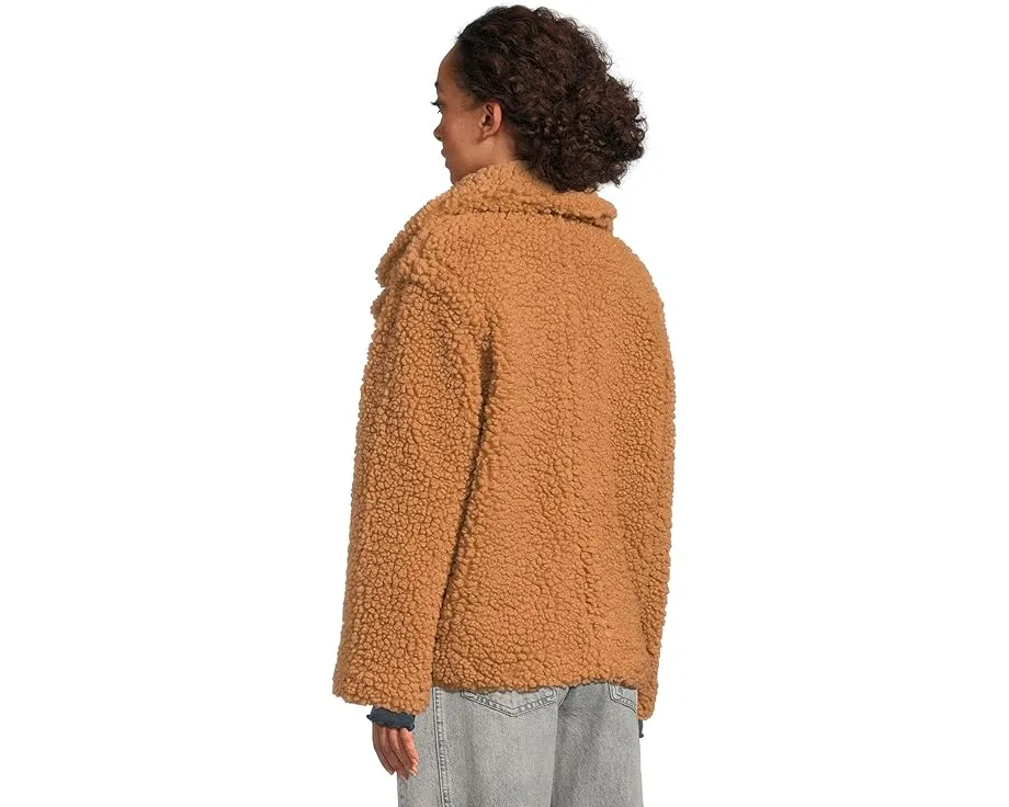 Короткое плюшевое пальто UGG Gertrude с воротником и двумя рядами пуговиц