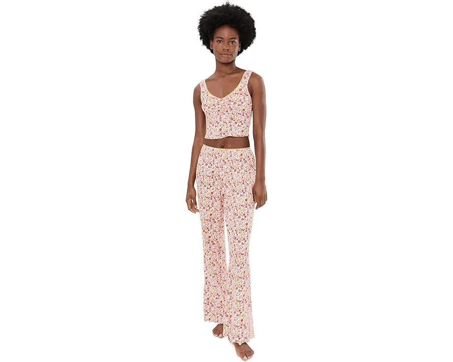 Комплект для отдыха Fresh In Love Lounge Set с аппликацией розами от Free People