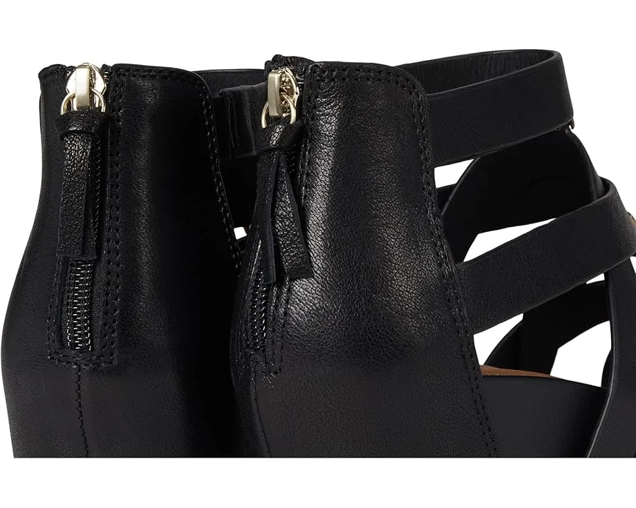 Босоножки Sofft Vivi на платформе-гладиаторе с металлическими акцентами