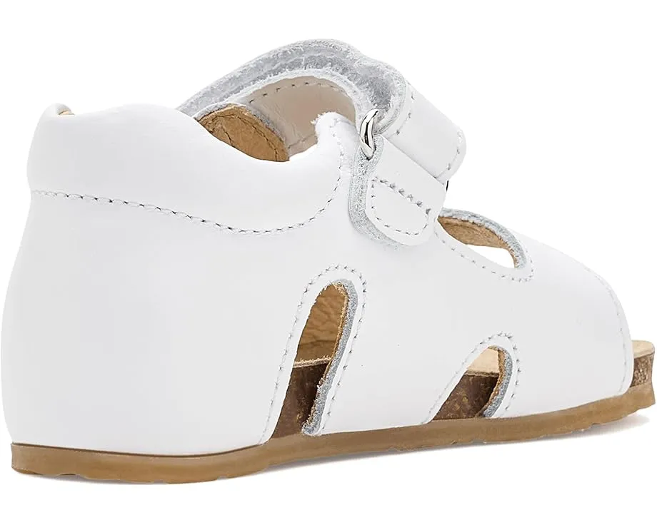 Сандалии Naturino Bea с открытым носком и двойными ремешками