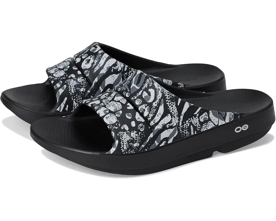 Сланцы OOFOS Ooahh Limited с печатным верхом из пены и технологией восстановления