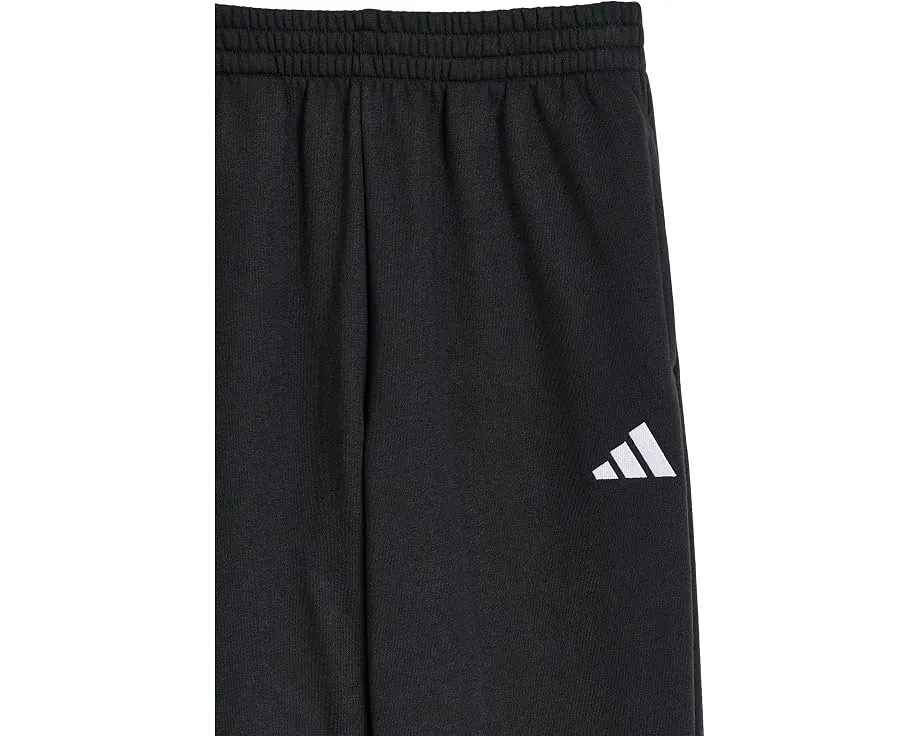 Свободные джоггеры Adidas с минималистичным логотипом