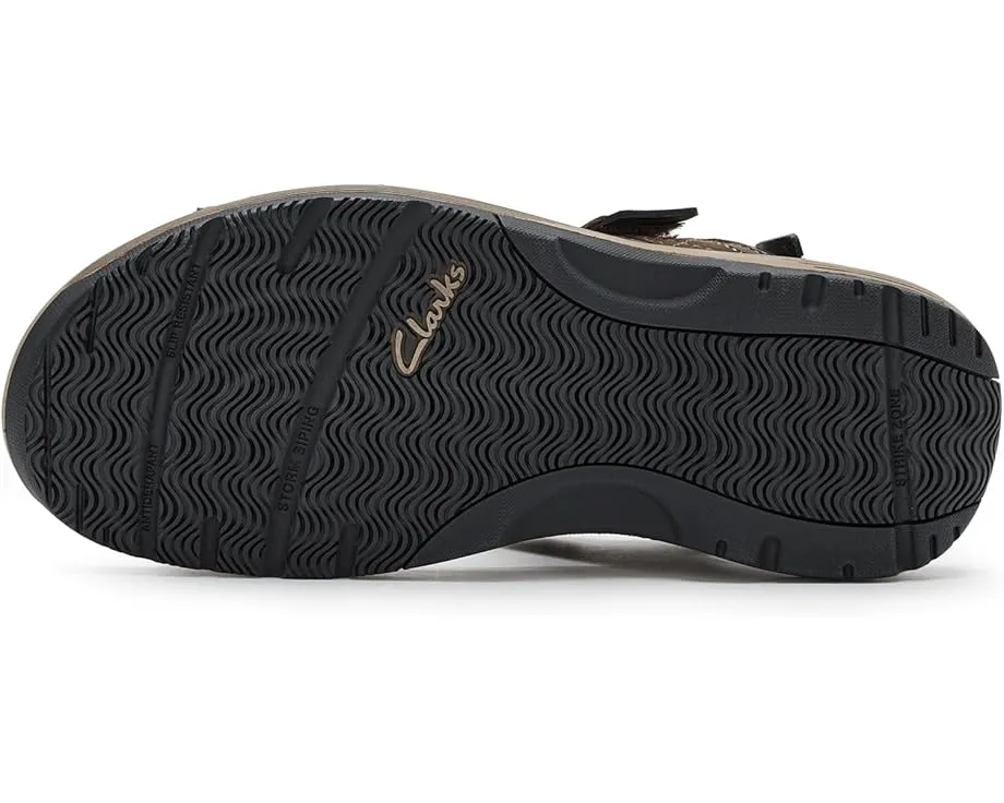 Сандалии Clarks Guideview Trek с тремя регулируемыми ремнями и противоскользящей подошвой