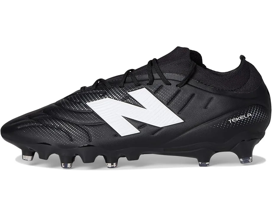 Футбольные бутсы New Balance Tekela Team Low Laced FG V5 для контроля и точности