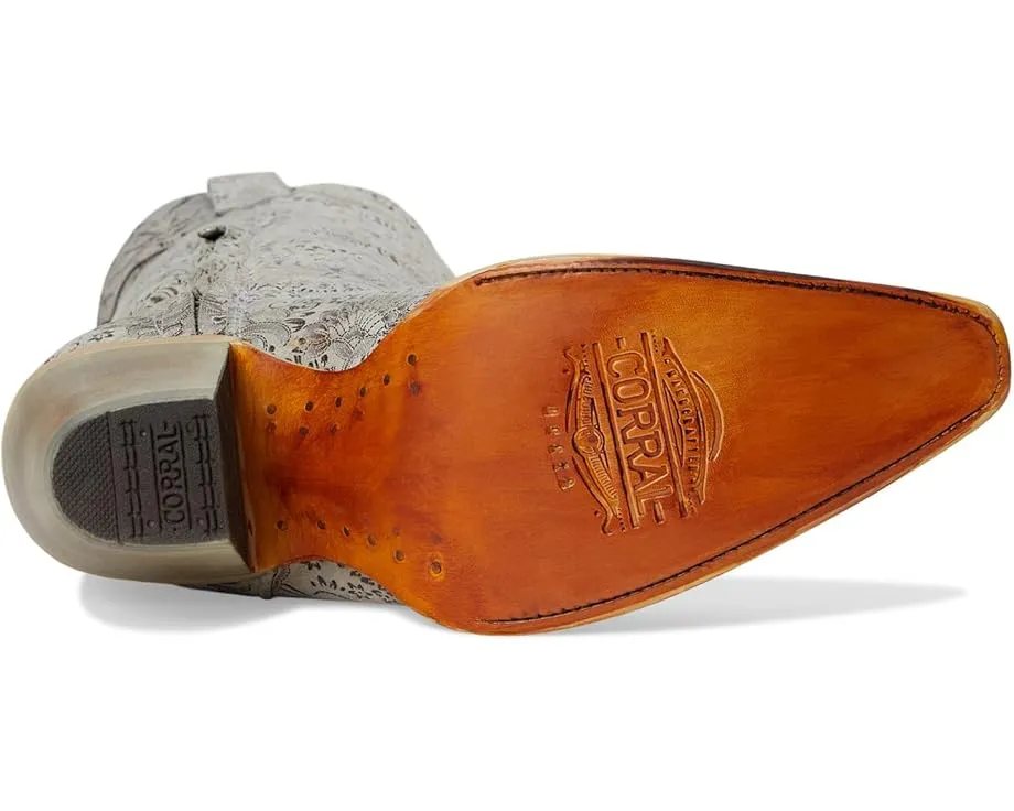 Ботинки Corral A4482 с серебряной вышивкой и острым носком