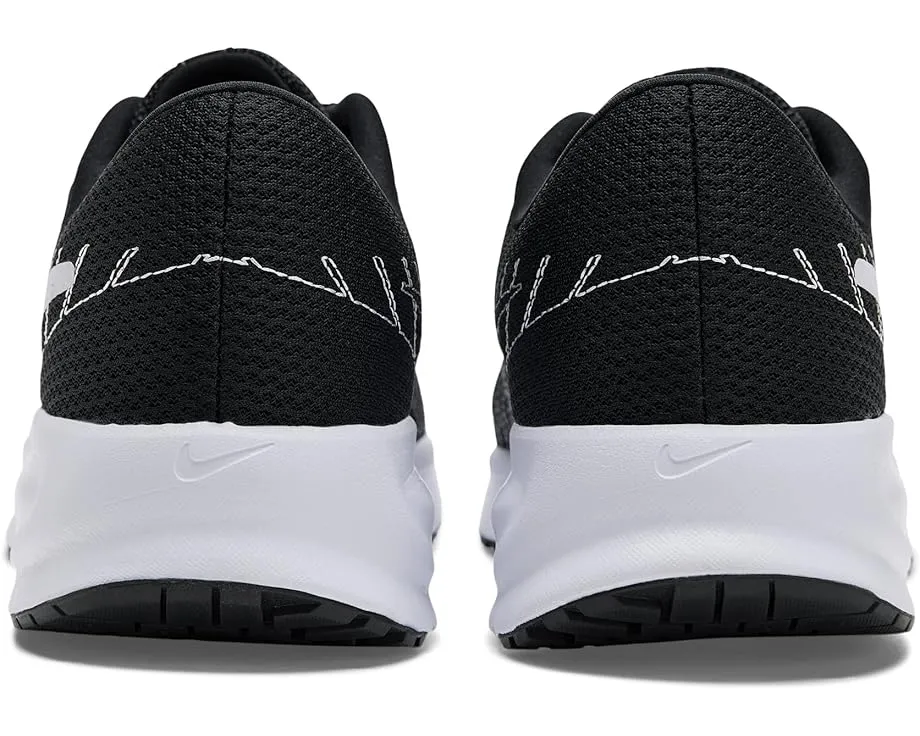 Кроссовки Nike Defy на пенной подошве с гибкими канавками