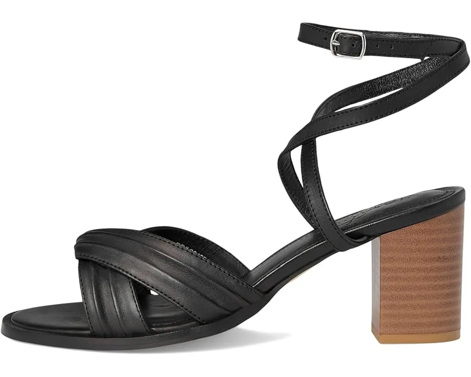 Сандалии Freeda с ремешком вокруг щиколотки от Journee Collection