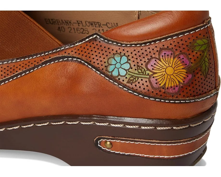 Клоги Burbank-Flower с перфорированными цветами и эластичной вставкой L'Artiste by Spring Step