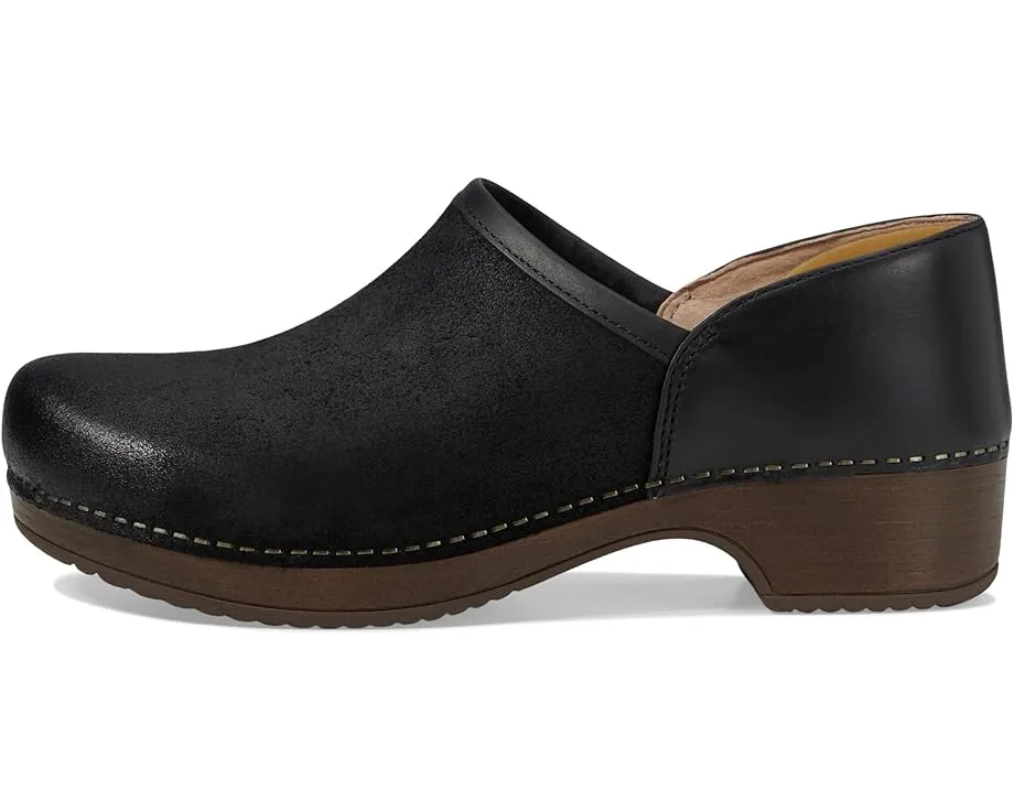 Клоги Dansko Brenna из нубука с защитой от пятен и запаха