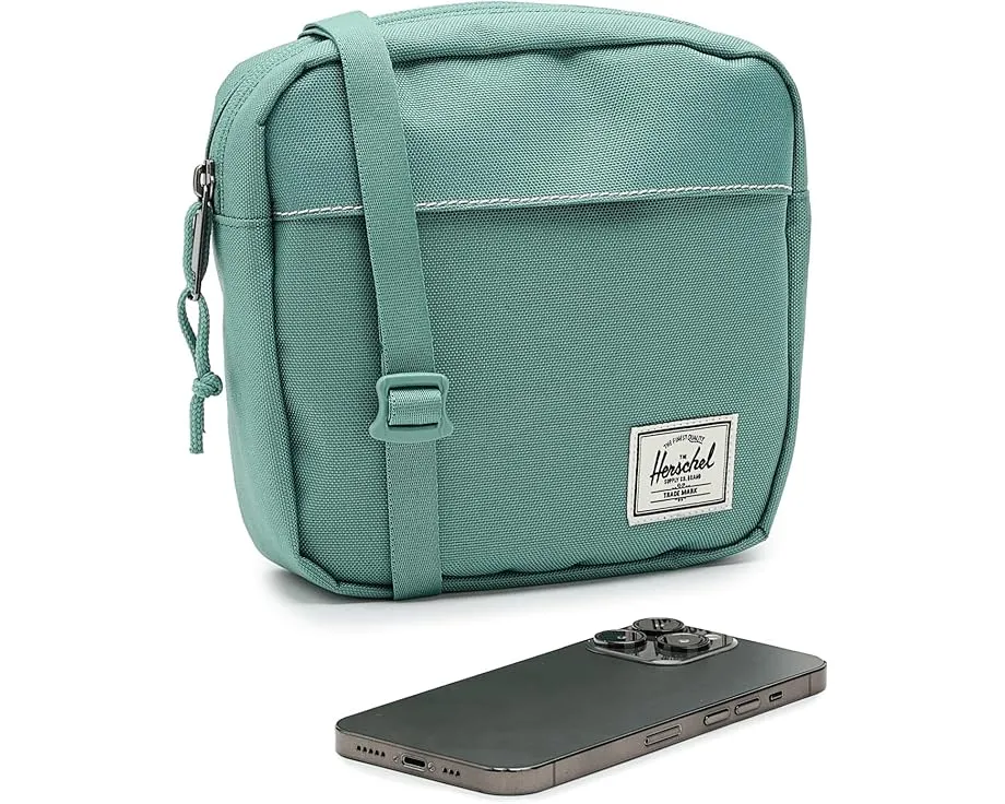 Кросс-боди Herschel Classic из переработанных материалов