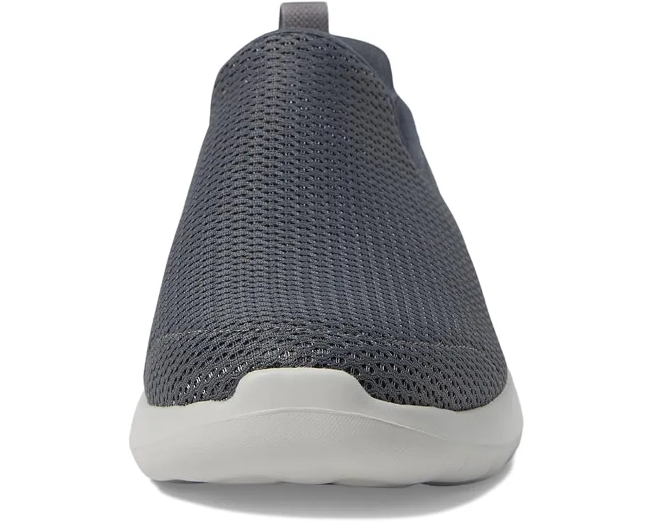 Обувь SKECHERS Performance Go Walk Max с технологией Goga Max