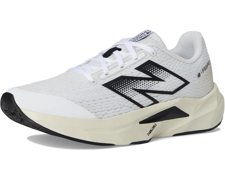 Кроссовки New Balance FuelCell Propel v5 для юных бегунов с промежуточной подошвой FuelCell