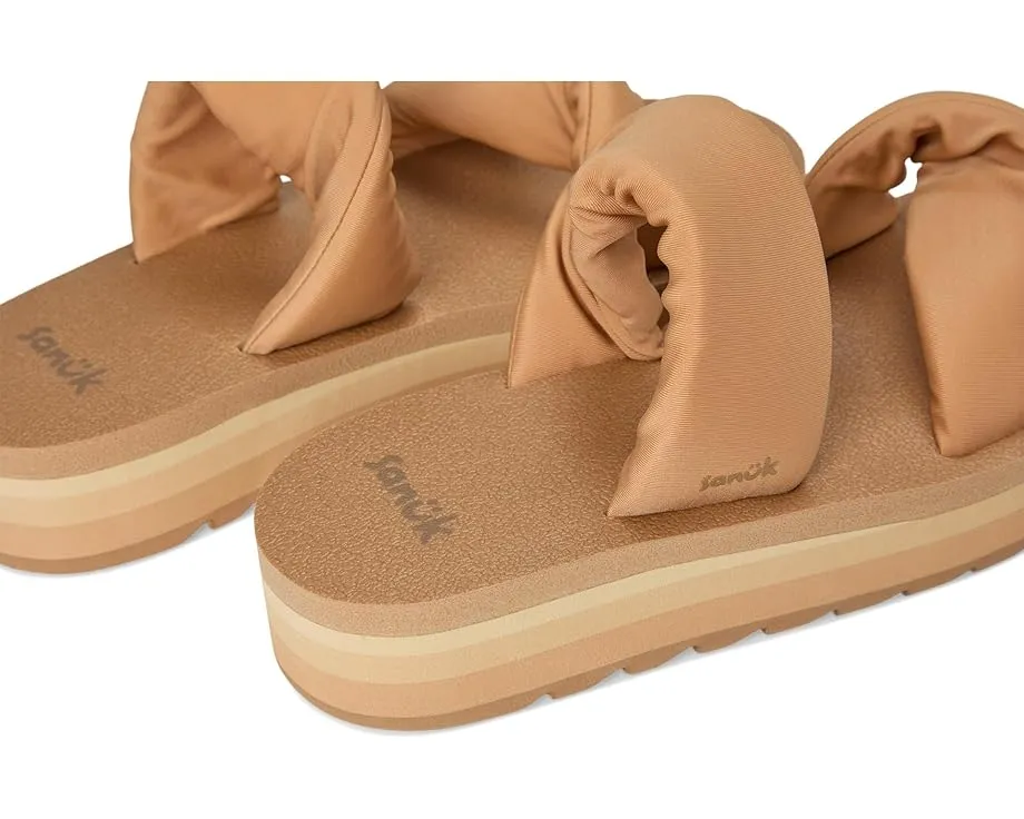 Сандалии Sanuk Yoga Twist-n-slide с платформой и стегаными ремнями на удобной стельке из пеноматериала