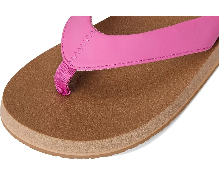 Сланцы Sanuk Yoga Mat II с оригинальной стелькой из коврика для йоги и переработанной подошвой