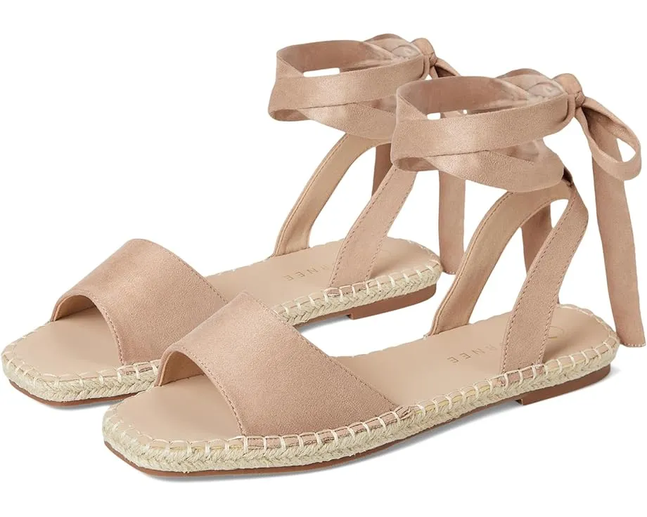 Босоножки Emelie с ремешком на щиколотке и деталями эспадрильи Journee Collection