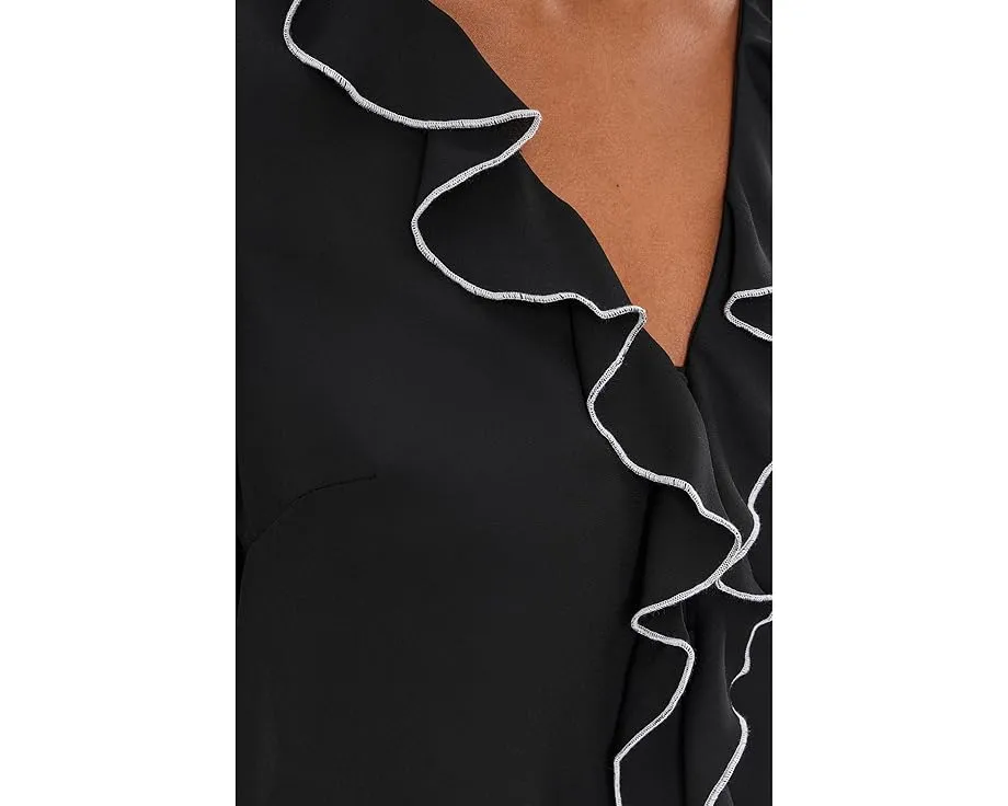 Блуза CeCe с длинным рукавом V-образным вырезом и рюшами контрастного цвета